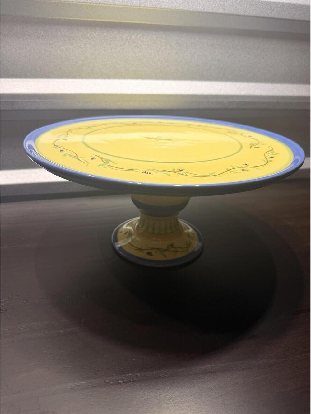 VTG Pfaltzgraff The Secrets of Pistoulet 12" Cake Plate in Yellow *